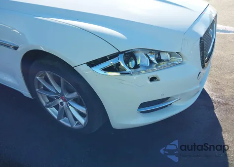 2014 Jaguar Xj из США, поврежденный, VIN SAJWA1CZ1E8V72082